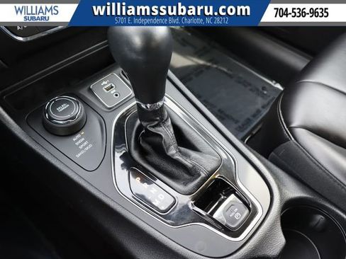 Used 2020 Jeep Cherokee Latitude Plus image 30