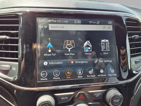 Used 2021 Jeep Grand Cherokee High Altitude AWD/4WD image 7