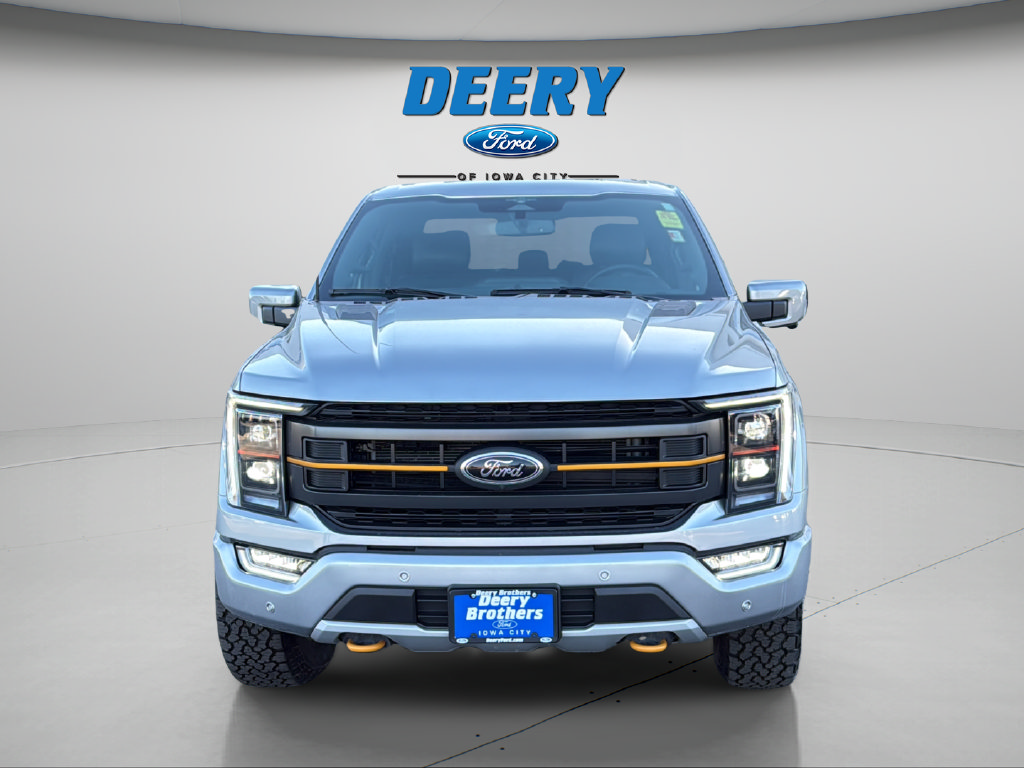 Used 2016 Ford F150 XLT w/ Equipment Group 302A Luxury AWD/4WD image 16