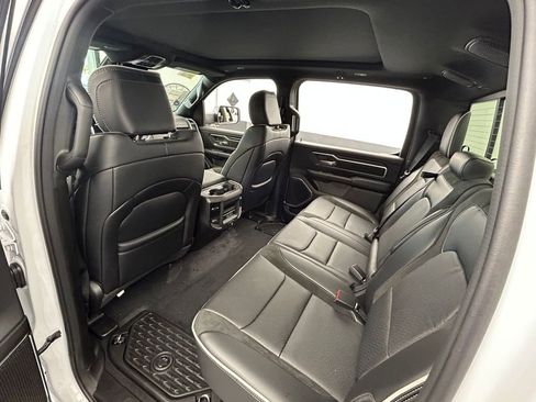 New 2026 RAM 1500 Laramie AWD/4WD image 31