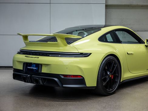 Certified 2026 Porsche 911 Carrera GTS RWD image 27