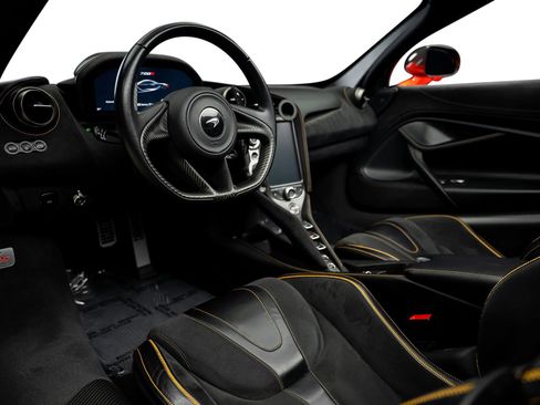 Used 2022 McLaren 720S Spider RWD image 39
