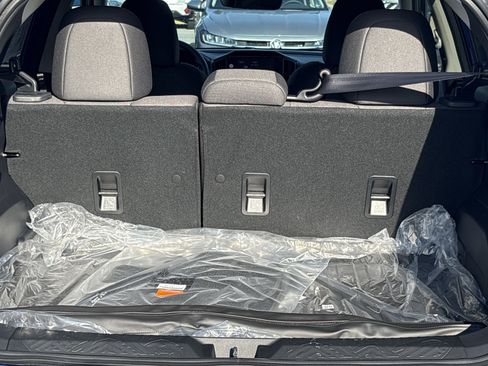 New 2026 Subaru Crosstrek 2.0i Premium AWD/4WD image 11