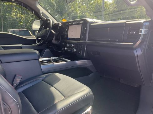 Used 2024 Ford F250 Lariat w/ Lariat Ultimate Package AWD/4WD image 11