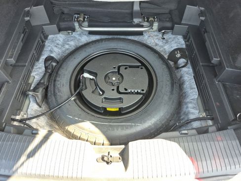 Used 2023 Nissan Rogue SV image 11