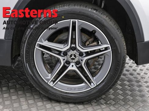 Used 2022 Mercedes-Benz GLA 250 4MATIC w/ AMG Line image 33