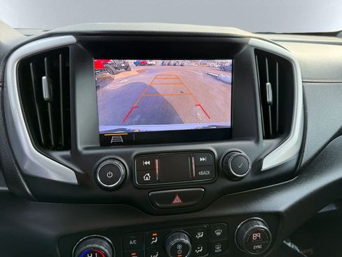 Used 2020 GMC Terrain SLE w/ Driver Convenience Package image 17