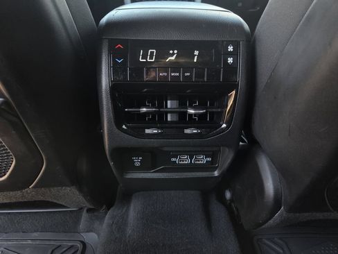 Used 2023 Jeep Grand Cherokee L Laredo AWD/4WD image 20