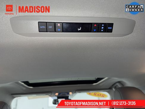 Used 2023 Toyota Sienna XLE image 18