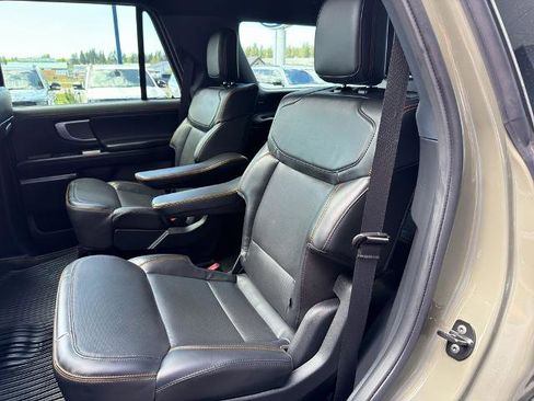 Certified 2025 Ford Expedition Tremor AWD/4WD image 36