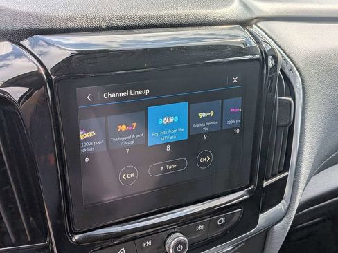 Used 2021 Chevrolet Traverse LT w/ LPO, Floor Liner Package image 19