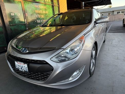 Used 2012 Hyundai Sonata Hybrid w/ Ultimate Pkg image 3