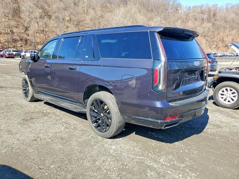 Used 2022 Cadillac Escalade ESV Sport w/ LPO, ONYX Package AWD/4WD image 4