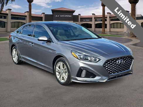 Used 2019 Hyundai Sonata Limited w/ Ultimate Package 04 FWD image 2