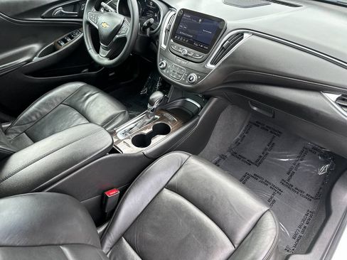 Used 2024 Chevrolet Malibu LT FWD image 14