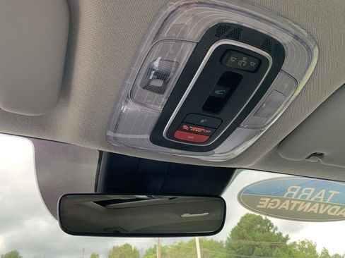 New 2025 Hyundai Elantra Limited image 56