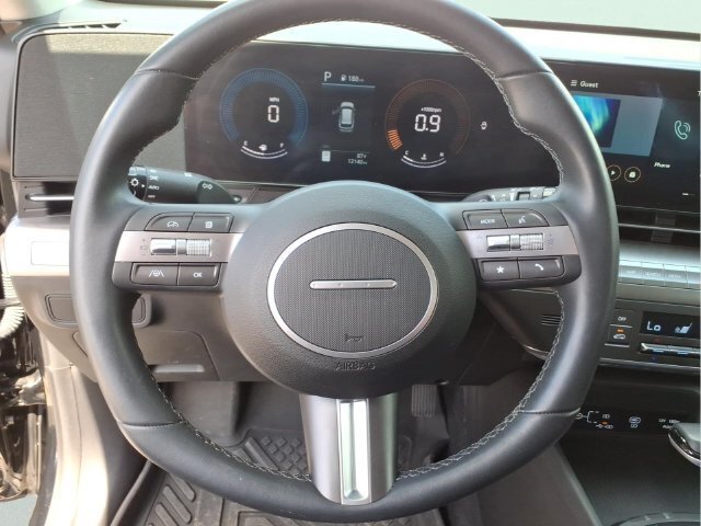 Used 2025 Hyundai Kona SEL AWD/4WD image 23