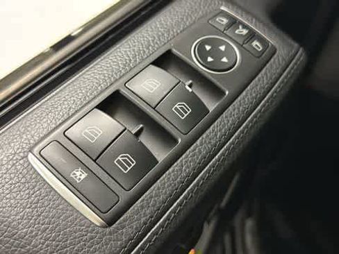 Used 2016 Mercedes-Benz G 63 AMG 4MATIC image 17