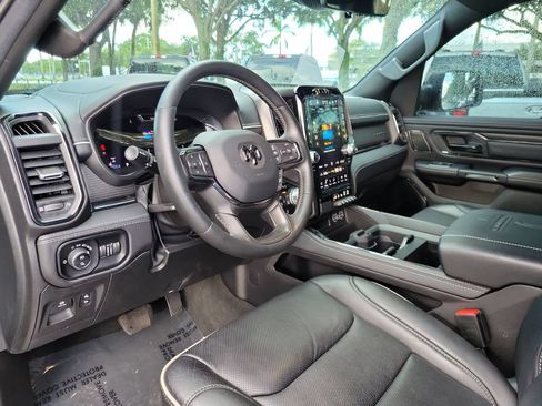 Used 2024 RAM 1500 Limited AWD/4WD image 14