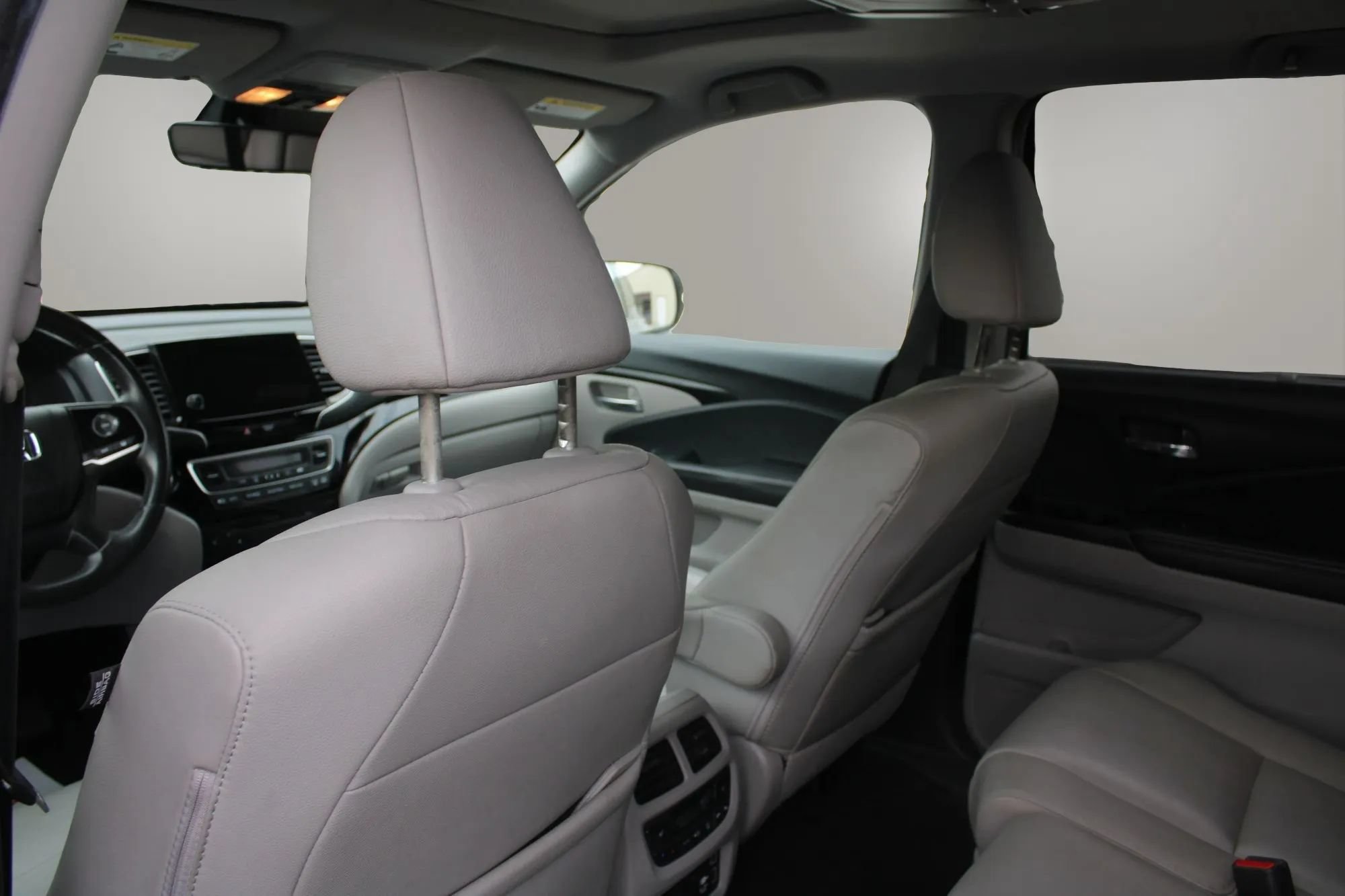 Used 2020 Honda Pilot Touring image 18