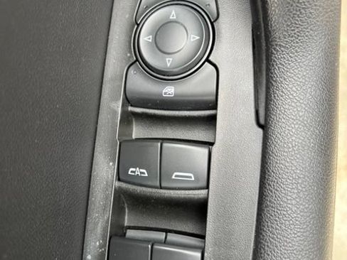 Used 2021 Chevrolet Blazer LT FWD image 16
