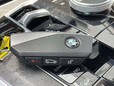 Used 2024 BMW X5 xDrive40i w/ Premium Package AWD/4WD image 43
