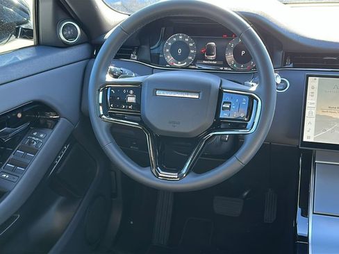 Certified 2025 Land Rover Range Rover Evoque S image 23