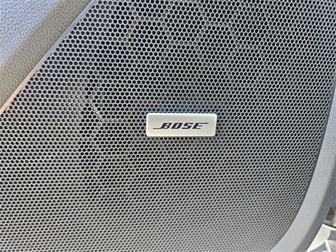 Certified 2023 Chevrolet Traverse RS image 25