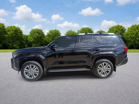 New 2026 Toyota 4Runner Limited AWD/4WD image 4