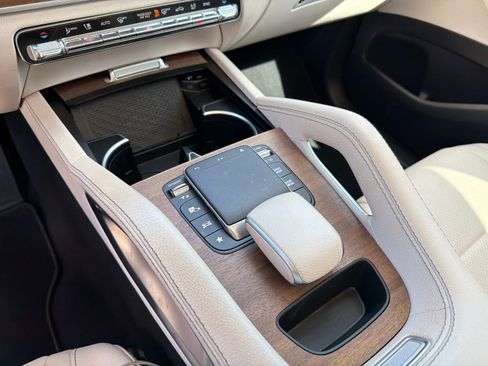Used 2023 Mercedes-Benz GLE 350 image 22