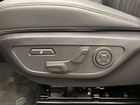 Used 2027 Kia Seltos X-Line SX w/ X-Line SX Prestige Package AWD/4WD image 15