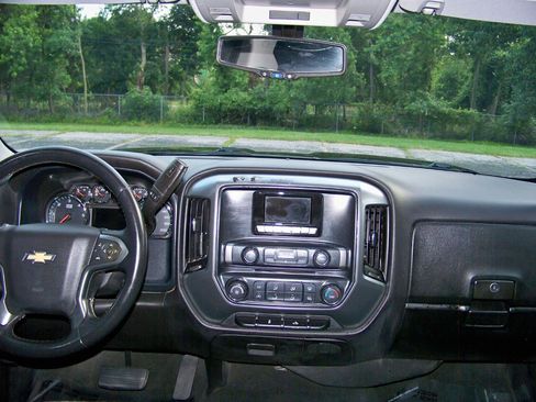 Used 2015 Chevrolet Silverado 1500 LT image 20