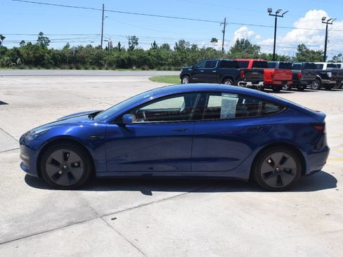 Used 2022 Tesla Model 3 Long Range AWD/4WD image 6