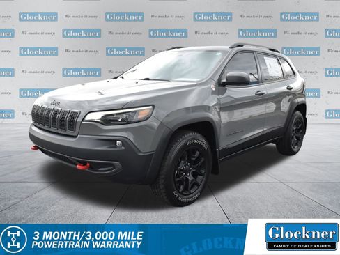 Used 2019 Jeep Cherokee Trailhawk w/ Comfort/Convenience Group AWD/4WD image 1