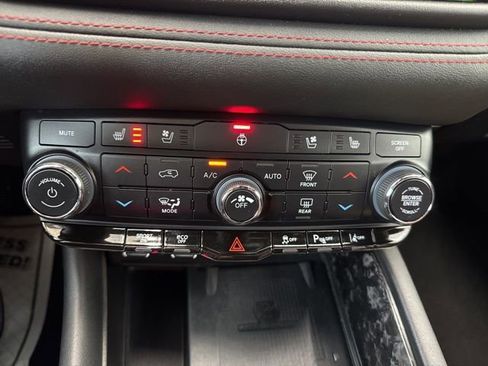 Used 2024 Dodge Durango R/T AWD/4WD image 28