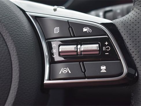 New 2026 Kia Seltos SX w/ SX Sunroof Package image 28