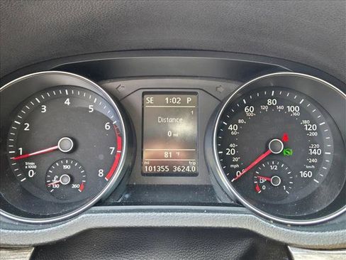 Used 2016 Volkswagen Passat 1.8T SE FWD image 8