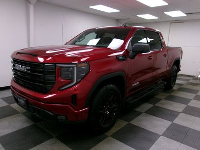 Used 2024 GMC Sierra 1500 Elevation w/ LPO, Elevation Black Package