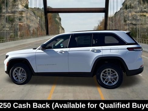 New 2025 Jeep Grand Cherokee Laredo X w/ Luxury Tech Group I RWD image 5