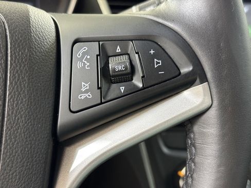 Used 2018 Chevrolet Trax LT w/ LT Convenience Package image 32