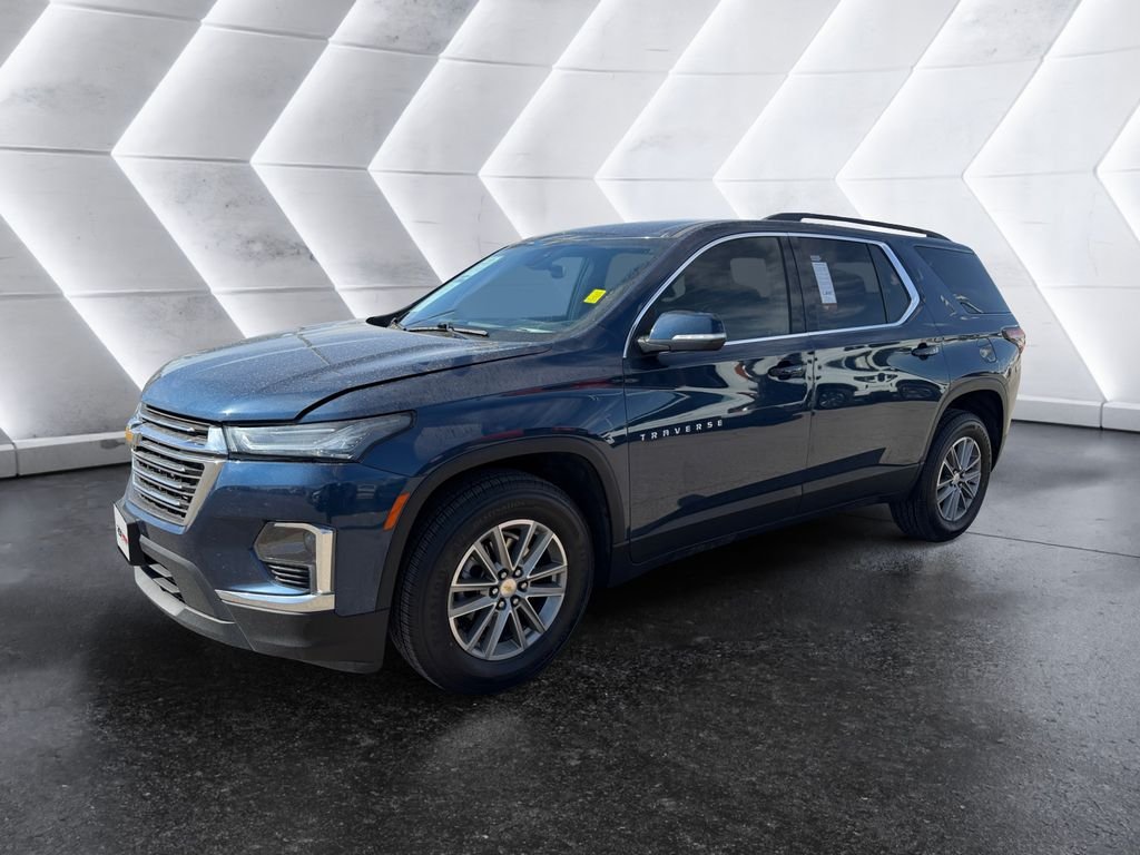 Used 2023 Chevrolet Traverse LT FWD image 3