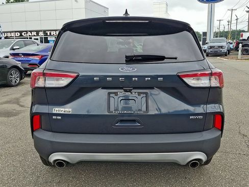 Used 2022 Ford Escape SE w/ Convenience Package AWD/4WD image 5