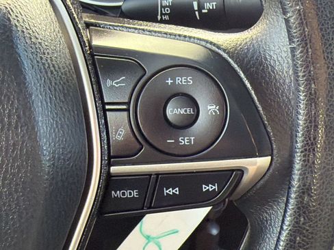 Used 2024 Toyota Camry LE FWD image 17