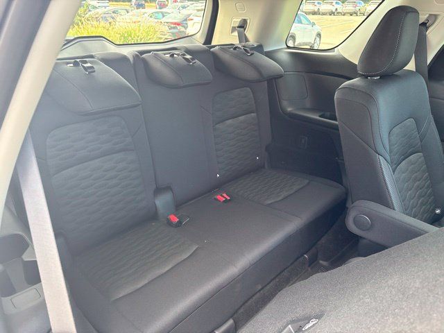 Used 2025 Nissan Pathfinder SV w/ SV Premium Package AWD/4WD image 32