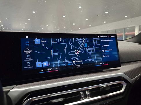 Used 2024 BMW M2 w/ Lighting Package image 33