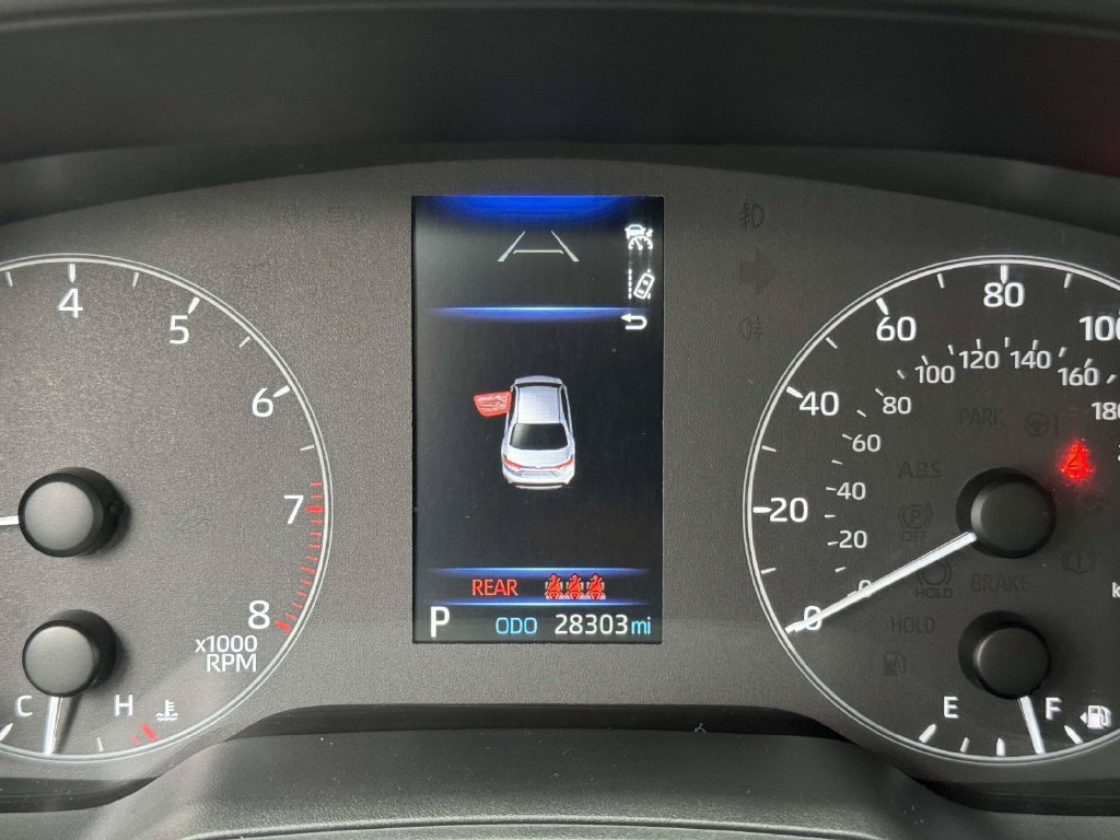 Used 2025 Toyota Corolla LE FWD image 13