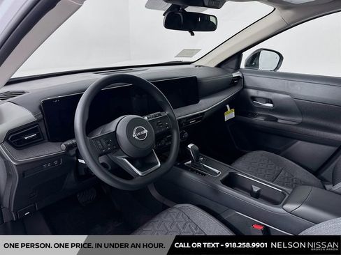 New 2026 Nissan Kicks SV w/ SV Premium Package FWD image 9