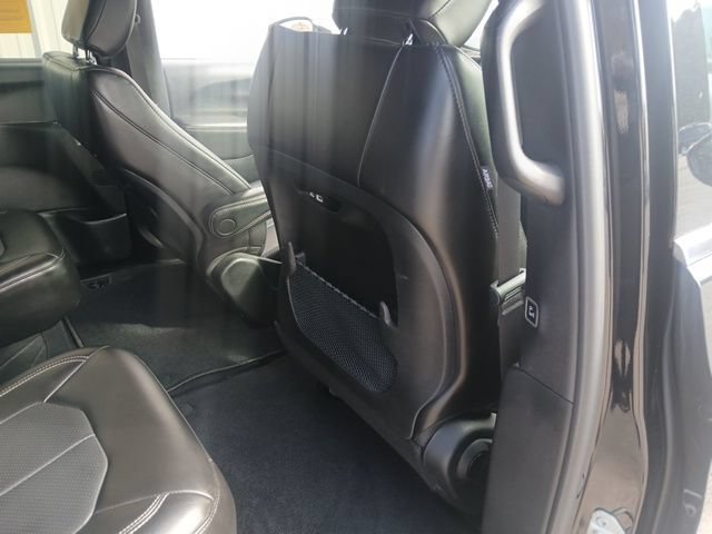 Used 2025 Chrysler Pacifica Select FWD image 21