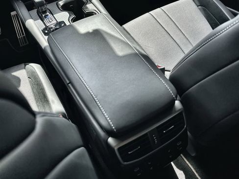 Used 2024 Lexus RX 500h F Sport w/ Convenience Package image 22