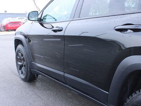 Used 2018 Jeep Cherokee Trailhawk image 48